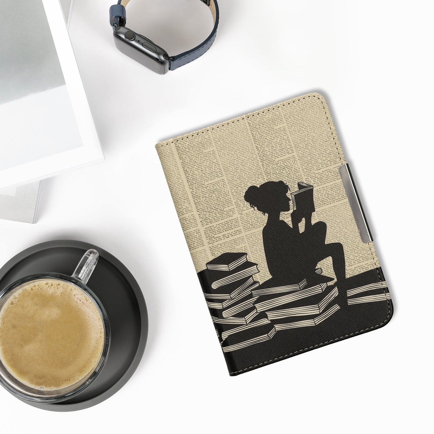 kwmobile Schutzhülle für Kobo Clara BW / Clara Colour / Tolino Shine (5) / Shine Color Hülle - eReader Flip Case mit Handschlaufe und Auto Sleep Funktion