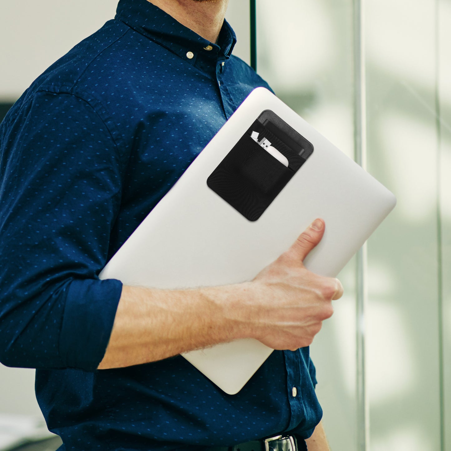 kwmobile Tasche kompatibel mit SanDisk Portable SSD, Samsung T7, Crucial X8, HDD - Set Halterung für externe SSD Festplatte - 13x8cm - Elastisches Case Hülle selbstklebend