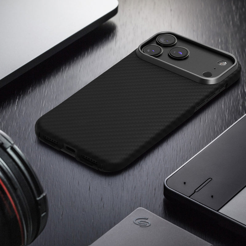 kalibri Schutzhülle kompatibel mit Apple iPhone 17 Pro Max - Hülle Aramid Schwarz matt