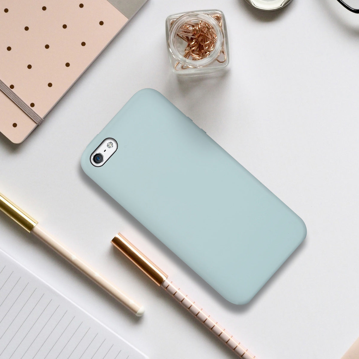 kwmobile Handyhülle für Apple iPhone SE (1.Gen 2016) / iPhone 5 / iPhone 5S Hülle - Case Silikon - Kabelloses Laden - Schutzhülle Cover