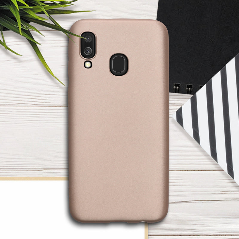 kwmobile Handyhülle für Samsung Galaxy A40 Hülle - Silikon Case metallisch schimmernd - Schutzhülle Cover