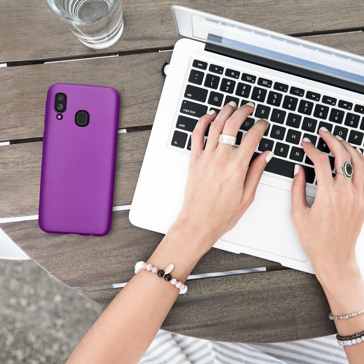 kwmobile Handyhülle für Samsung Galaxy A40 Hülle - Silikon Case metallisch schimmernd - Schutzhülle Cover