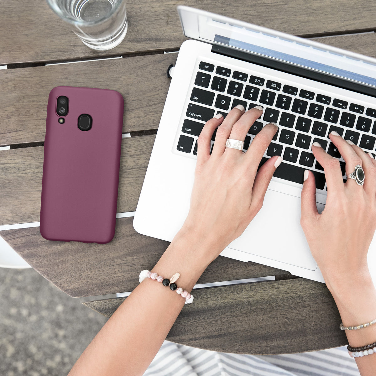 kwmobile Handyhülle für Samsung Galaxy A40 Hülle - Silikon Case metallisch schimmernd - Schutzhülle Cover