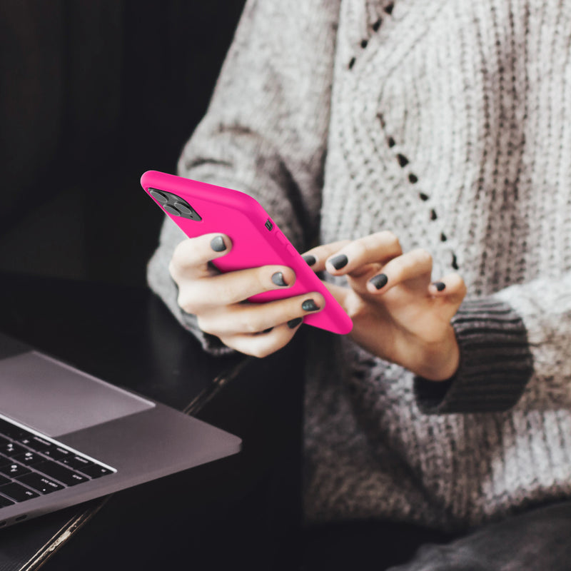 kwmobile Handyhülle für Apple iPhone 11 Pro Max Hülle - Case Silikon - Kabelloses Laden - Schutzhülle Cover