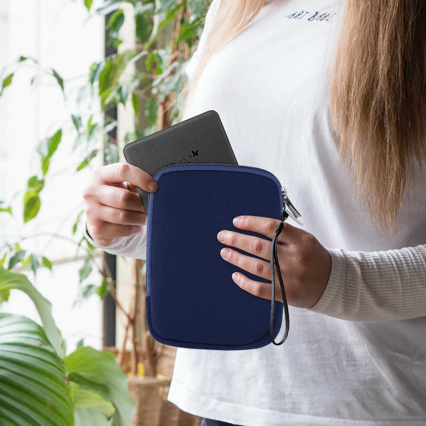 kwmobile Schutztasche für eReader