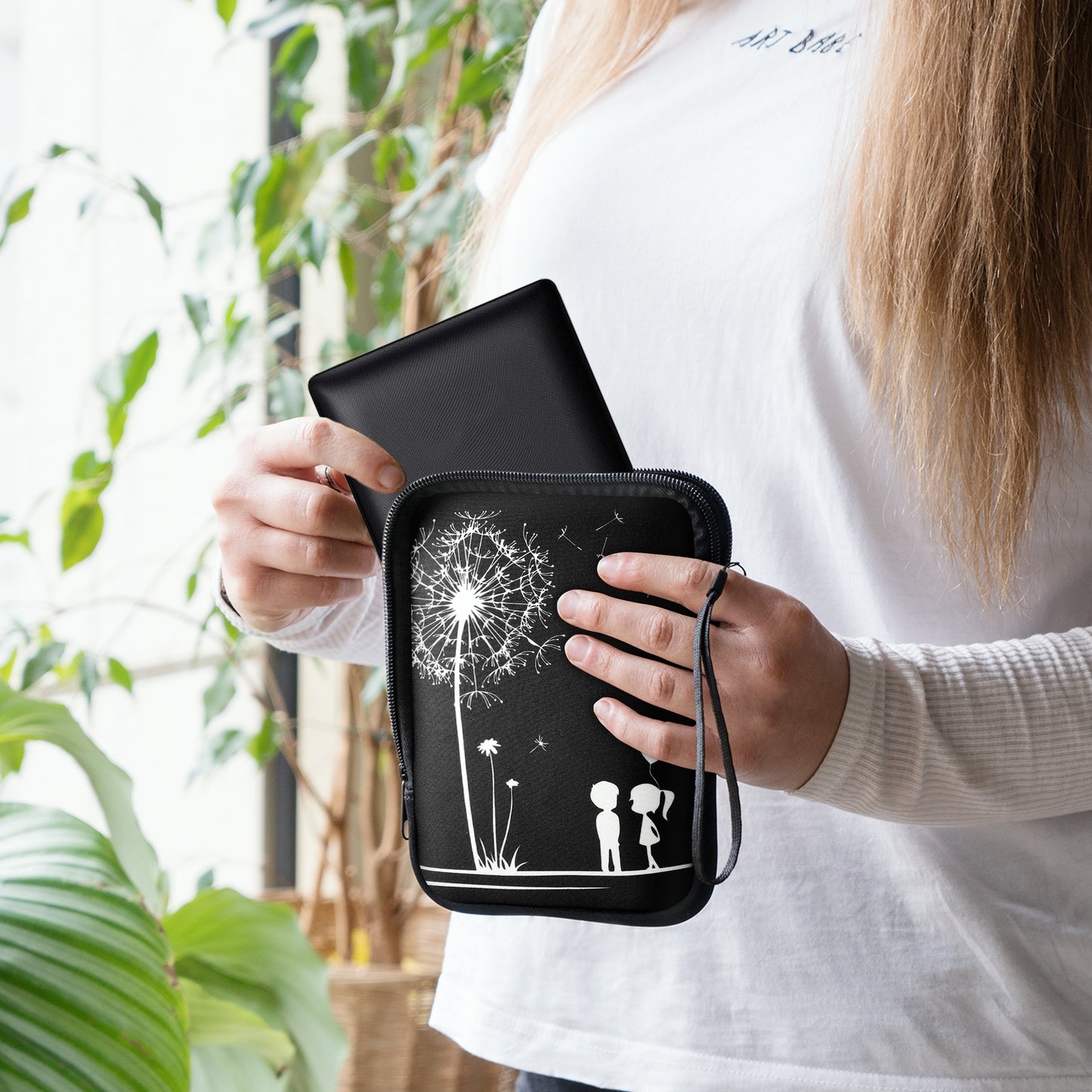 kwmobile Tasche für eReader - Hülle Schutzhülle Galaxie Baum Wiese - 17 x 12 x 2 cm Innenmaße