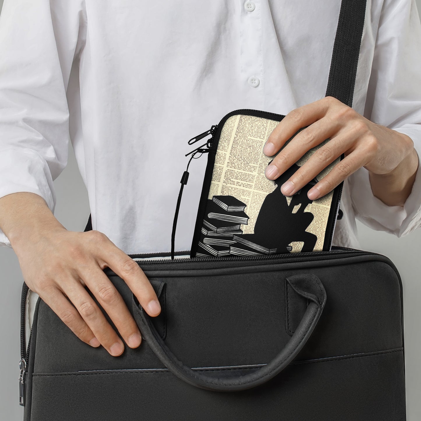 kwmobile Tasche für eReader - Hülle Schutzhülle Galaxie Baum Wiese - 17 x 12 x 2 cm Innenmaße