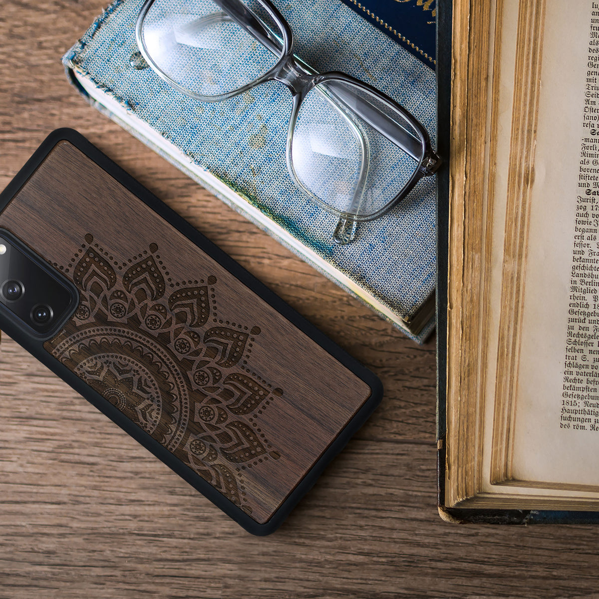 Samsung Galaxy S20 FE stoßfestes Hardcase mit TPU Bumper Holz Mandala
