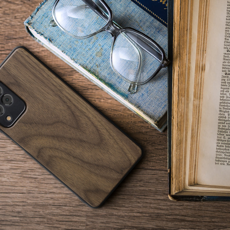 Holzhülle mit TPU Bumper für Samsung Galaxy M53 5G Walnussholz