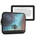 kwmobile Tasche für eReader - Hülle Schutzhülle Galaxie Baum Wiese