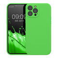 Gummierte Silikon Hülle mit Kameraschutz für Apple iPhone 13 Pro Max in Limettengrün