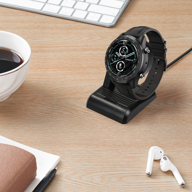 kwmobile USB Ladegerät für Ticwatch Pro 5 / Pro 3 / Pro 3 Lite / E3 Ladekabel - Ersatz Ladegerät für Smartwatch Fitness