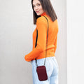kwmobile Handy Tasche zum Umhängen - Hülle mit Band - Cover mit Reißverschluss - Necklace Case - Hüllen