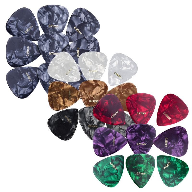 kwmobile Gitarren Plektrum Blättchen - 3 verschiedene Stärken 0,46mm 0,71mm 0,96mm - Plektren Set für akustische Gitarre E-Gitarre