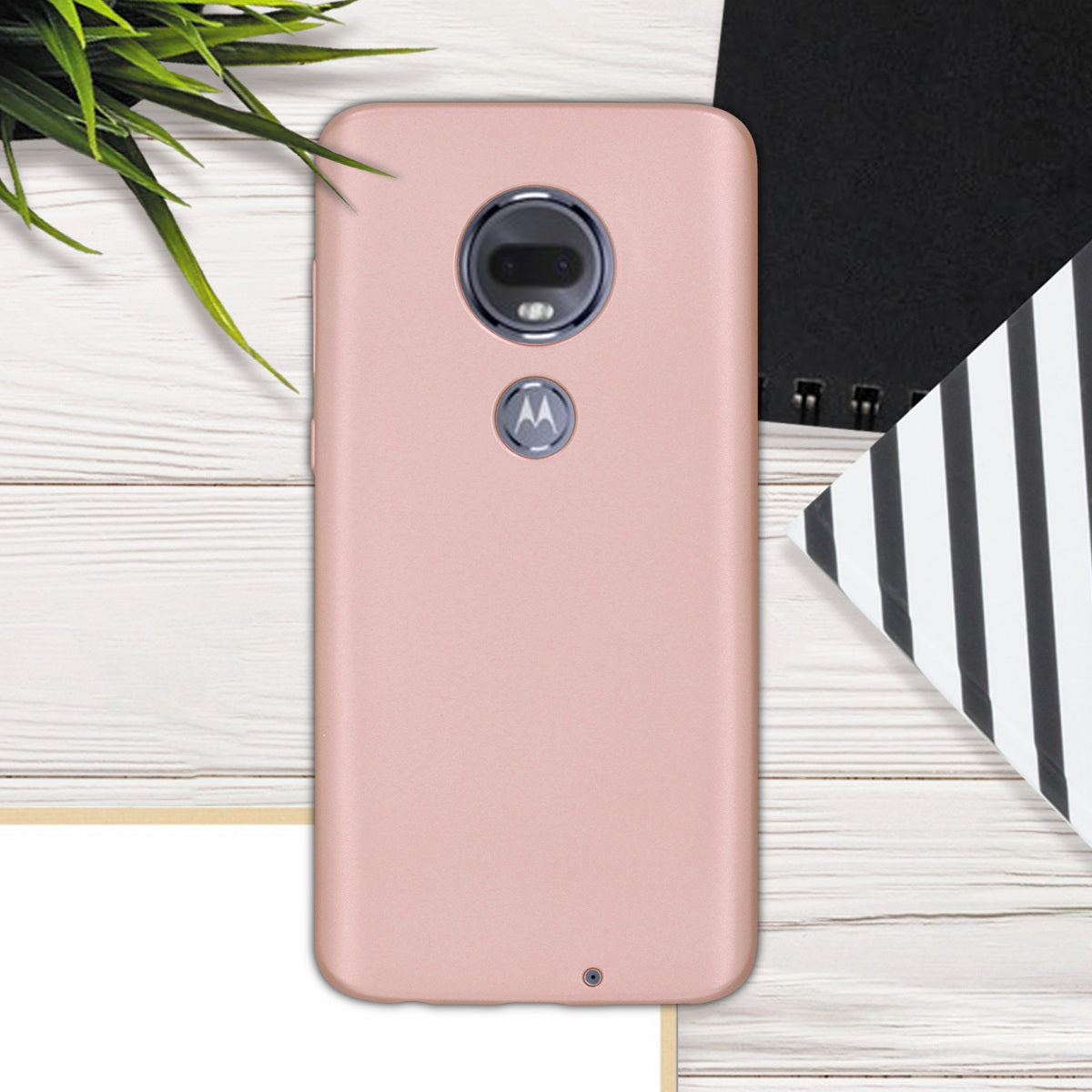 kwmobile Handyhülle für Motorola Moto G7 / Moto G7 Plus Hülle - Silikon Case metallisch schimmernd - Schutzhülle Cover