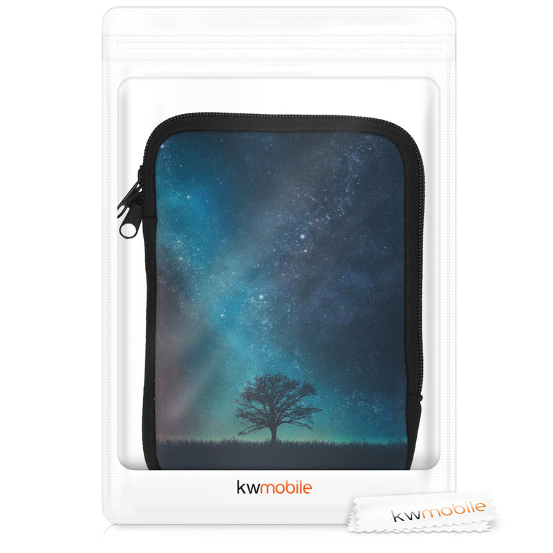 kwmobile Tasche für eReader Schutzhülle Galaxie Baum Wiese 17 x 12 x 2 cm Innenmaße