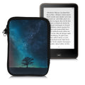 kwmobile Tasche für eReader Schutzhülle Galaxie Baum Wiese 17 x 12 x 2 cm Innenmaße