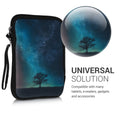 kwmobile Tasche für eReader Schutzhülle Galaxie Baum Wiese 17 x 12 x 2 cm Innenmaße