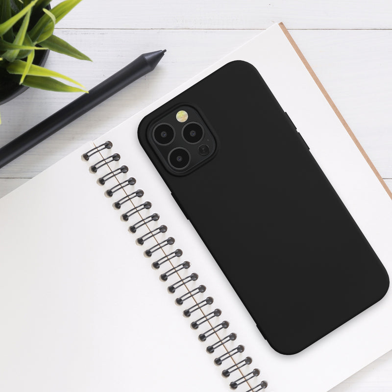 kwmobile Hülle kompatibel mit Apple iPhone 12 Pro Max Schutzhülle für kabelloses Laden Case