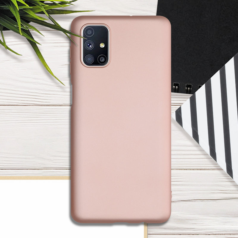 kwmobile Handyhülle für Samsung Galaxy M51 Hülle - Silikon Case schimmernd - Schutzhülle Cover