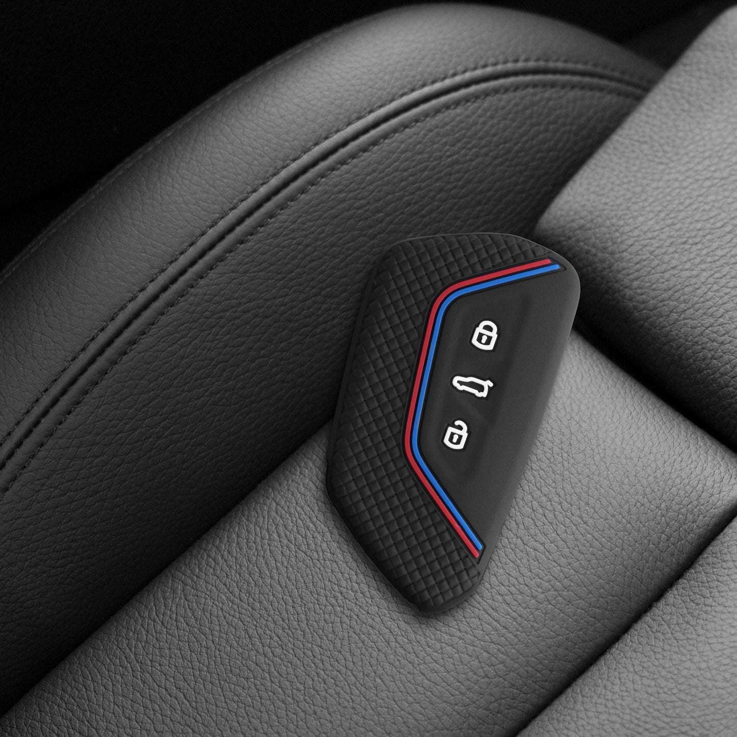 kwmobile Autoschlüssel Schutzhülle kompatibel mit VW Golf 8 3-Tasten Autoschlüssel Hülle