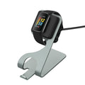 kwmobile USB Ladegerät kompatibel mit Fitbit Charge 5 / luxe - USB Kabel Charger Stand - Smart Watch Ladestation - Ladekabel mit Standfunktion in Schwarz Grau Schwarz  [dsg01]