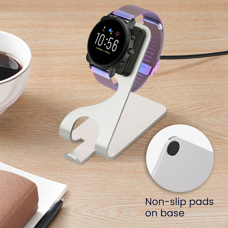 kwmobile USB Ladegerät kompatibel mit Fossil Gen 4 / Gen 5 / Michael Kors Runway MKT0002 - USB Kabel Charger Stand - Smart Watch Ladestation - Ladekabel mit Standfunktion