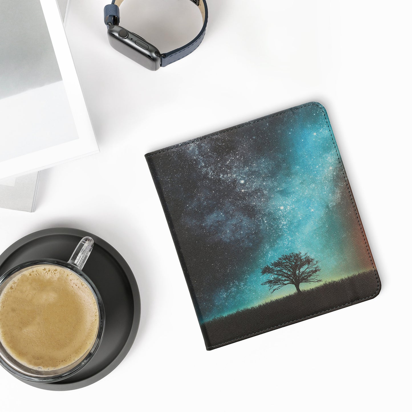 kwmobile Schutzhülle für Tolino Epos 3 Hülle - eReader Flip Case mit Handschlaufe und Auto Sleep Funktion