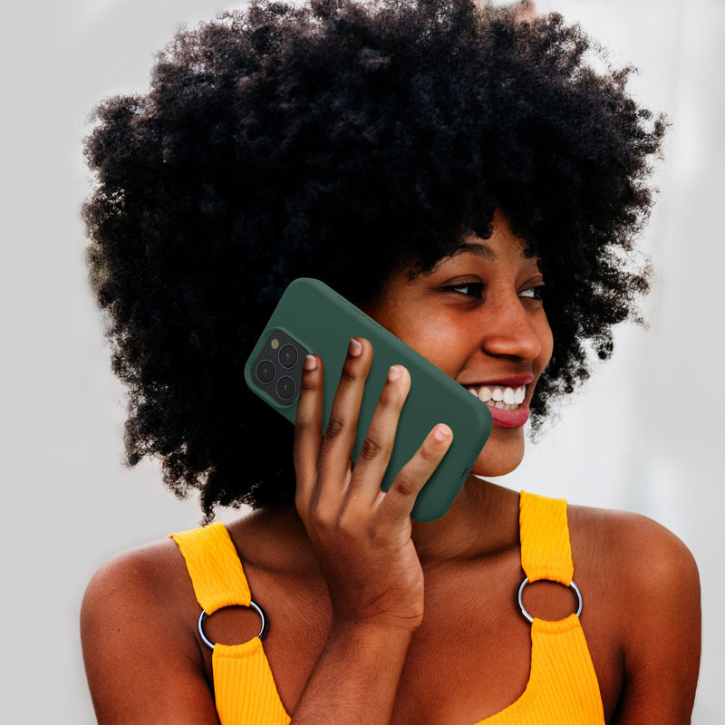 kwmobile Handyhülle für iPhone 15 Pro Max Case kabelloses Laden