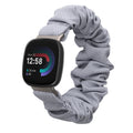 kwmobile Ersatz Armband kompatibel mit Fitbit Versa 4 / Sense 2 / Versa 3 / Sense