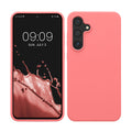 kwmobile Hülle kompatibel mit Samsung Galaxy S24 FE Hülle - Silikon Handy Case - Handyhülle weiche Oberfläche - kabelloses Laden - Pastell Koralle Pastell Koralle  