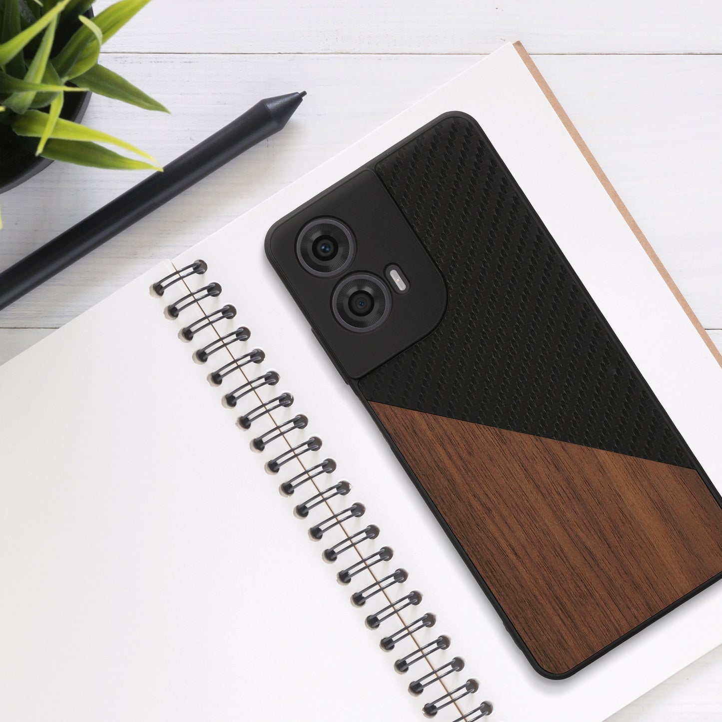 kwmobile Hülle kompatibel mit Motorola Moto G24 / E14 / G04 / G04s - Handyhülle - Handy Schutzhülle - Smartphone Cover