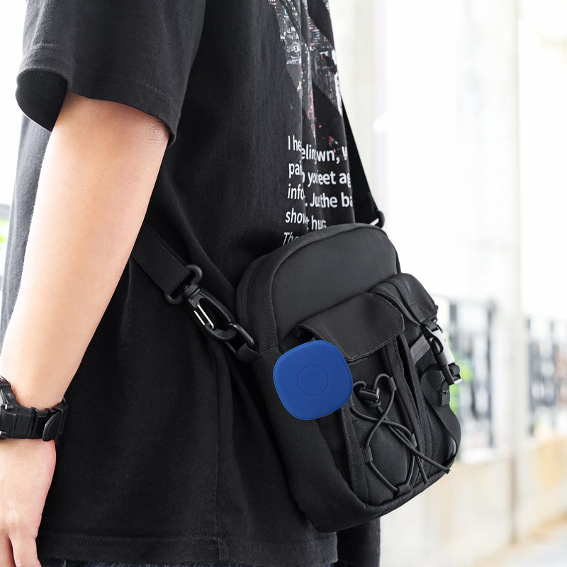 kwmobile Clip Halter für Apple AirTag Case Air Tag Tracker Schutzhülle Klemm Halter Holder Halterung