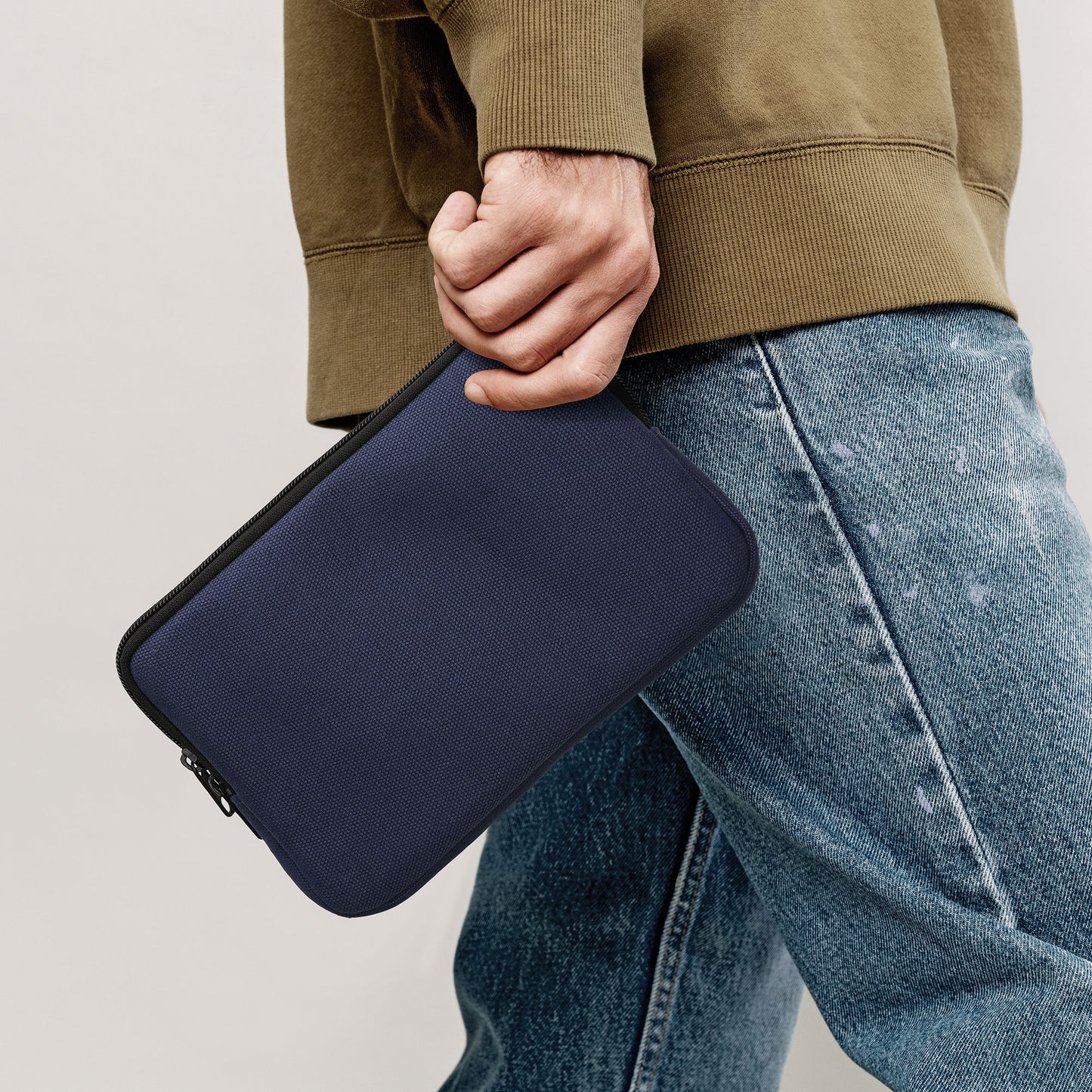 kwmobile Schutzhülle kompatibel mit 8"-8,4" Tablet Hülle mit Reißverschluss