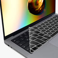 kwmobile Tastaturschutz für Apple Macbook Air 15 2023 M2 (A2941) QWERTZ Keyboard Cover Abdeckung
