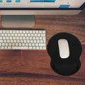 kwmobile Mauspad mit Handgelenkstütze - Mausunterlage mit Handgelenkauflage aus Polyester und Silikon - Maus Pad mit Handballenauflage Büro Gaming Schreibtisch