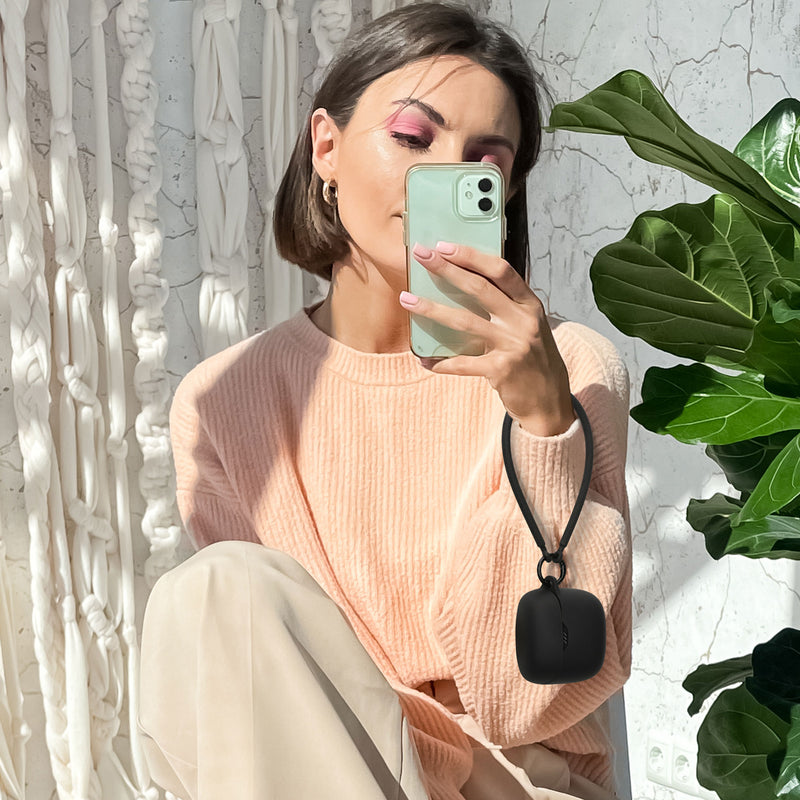 kwmobile Hülle kompatibel mit JBL Tune Flex Kopfhörer Etui Case Cover mit Handschlaufe