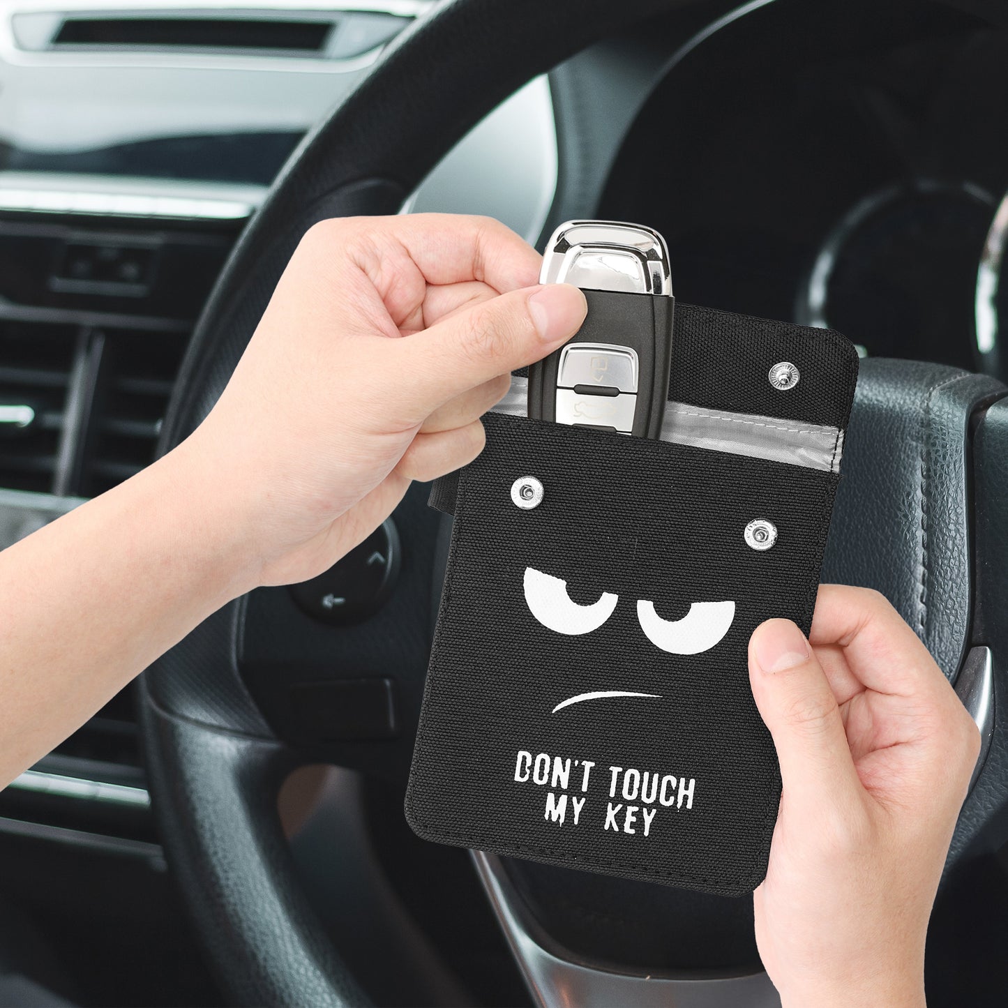 kwmobile Autoschlüssel Tasche kompatibel mit Autoschlüssel Schlüsselhülle - RFID Blocker Schlüssel Hülle aus Stoff